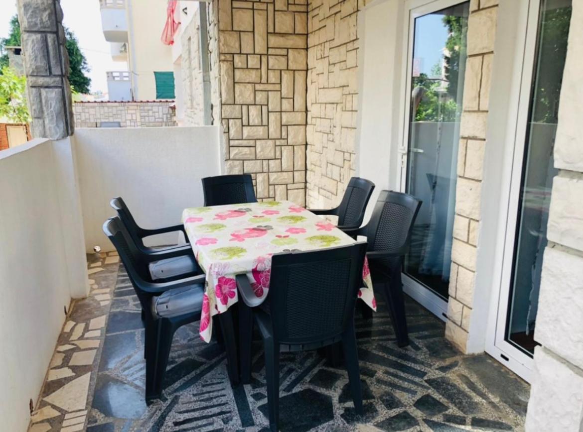 Apartmani Ema Trogir Chambre photo